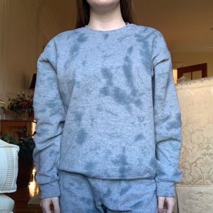 gray tie dyed crewneck